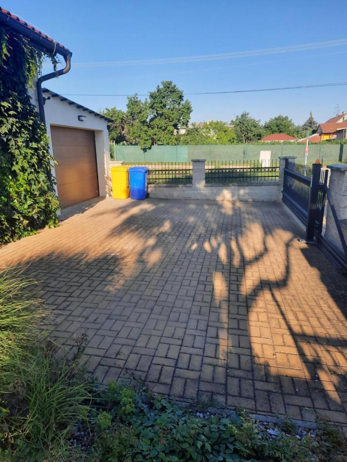 Apartman ميكولوف المظهر الخارجي الصورة